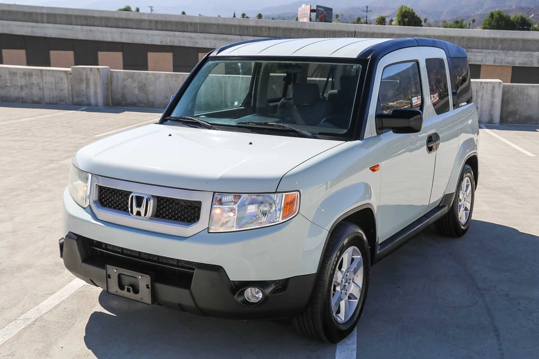 2010 Honda Element - Image 7 of 31