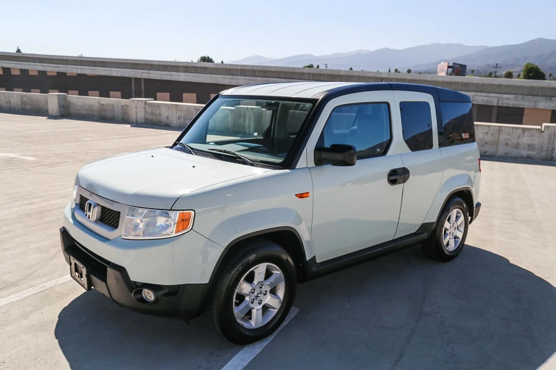 2010 Honda Element - Image 9 of 31