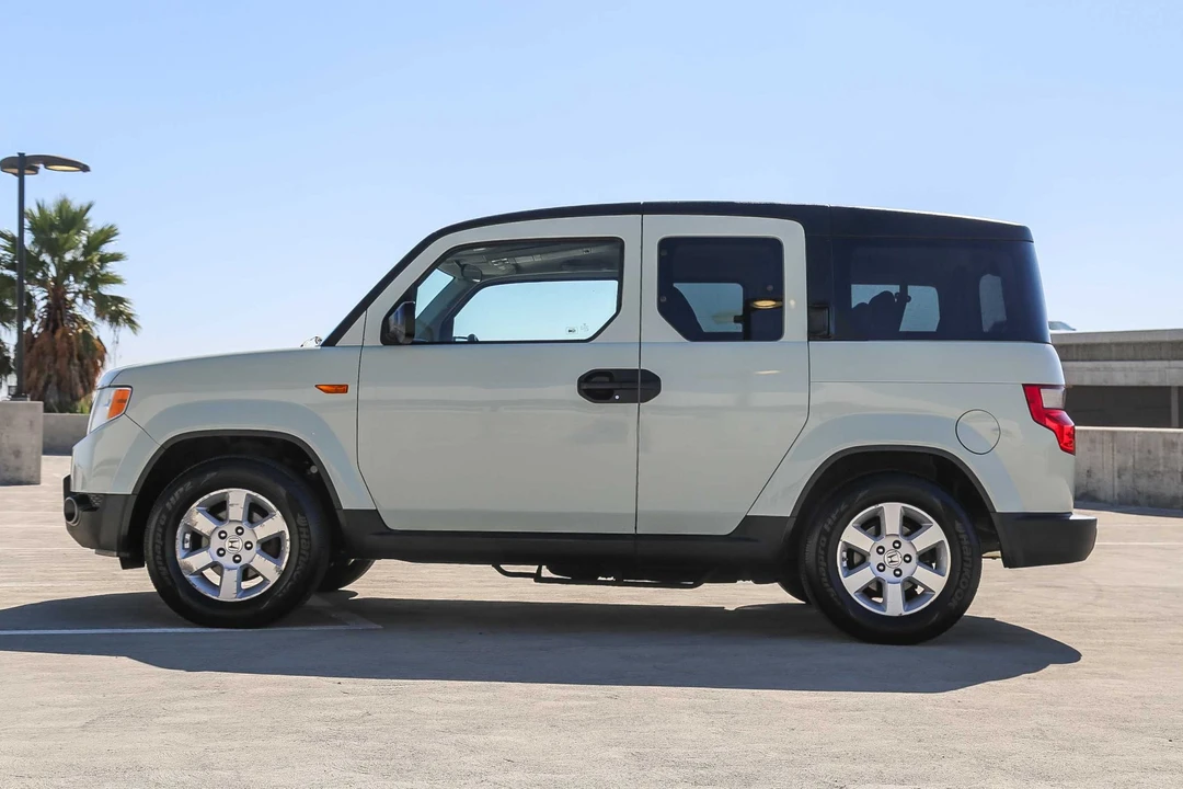 2010 Honda Element - Image 10 of 31
