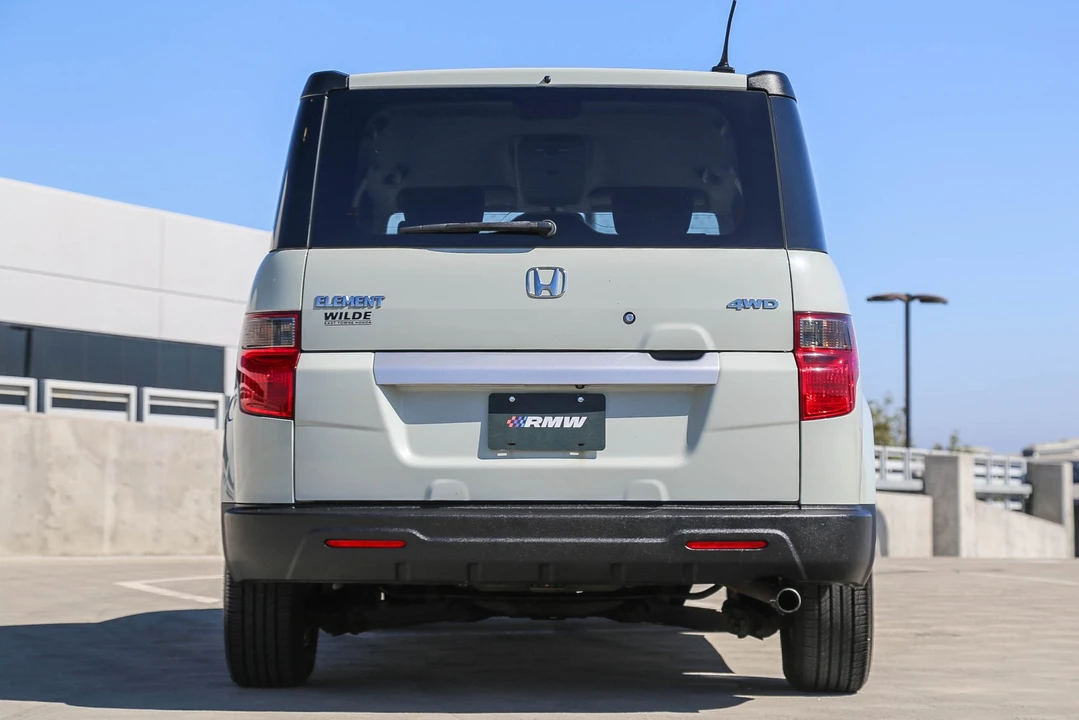 2010 Honda Element - Image 16 of 31