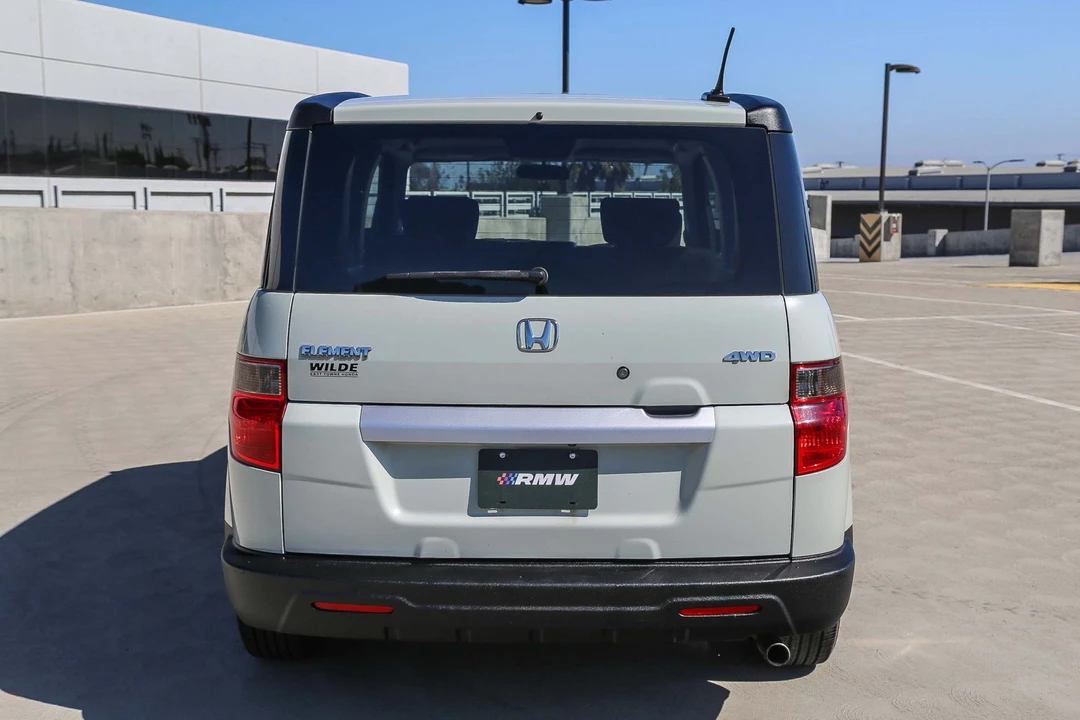 2010 Honda Element - Image 17 of 31