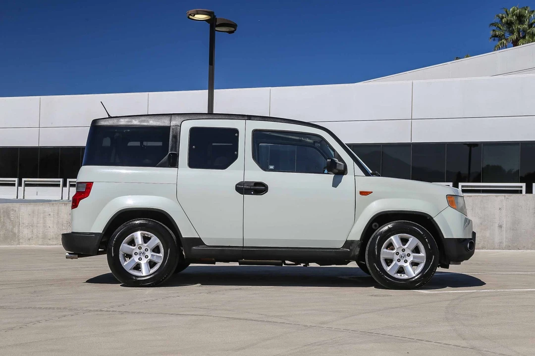 2010 Honda Element - Image 22 of 31