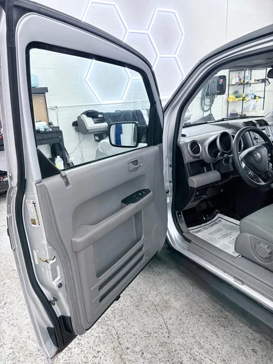 2010 Honda Element - Image 8 of 17