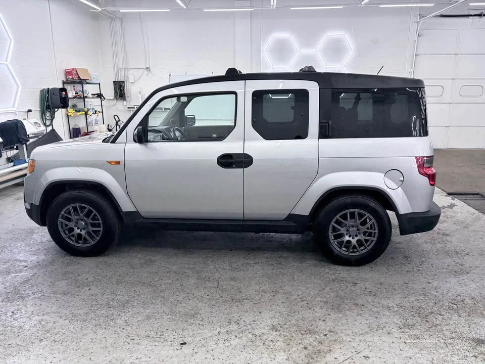 2010 Honda Element - Image 3 of 17