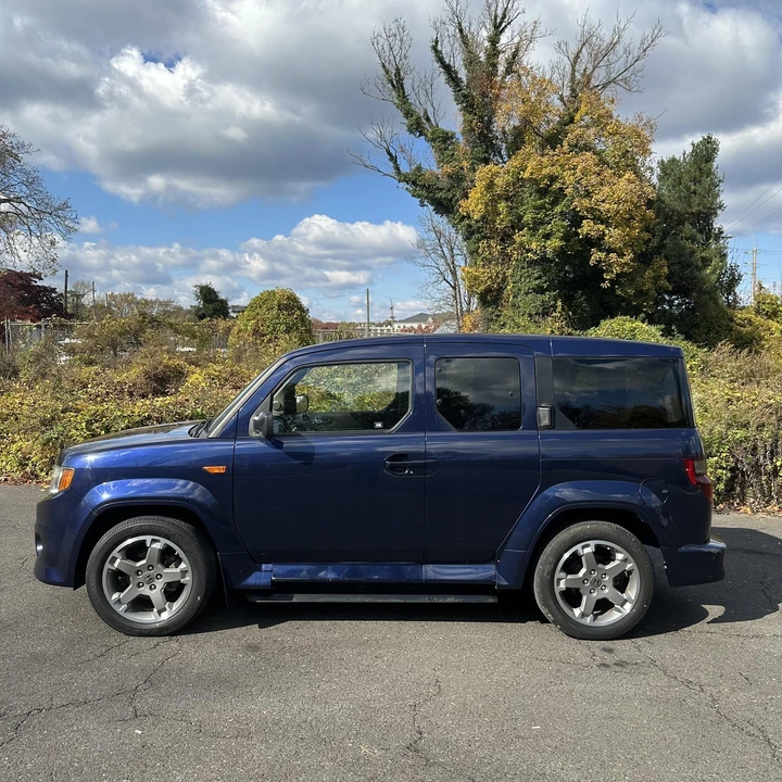 2010 Honda Element - Image 3 of 31
