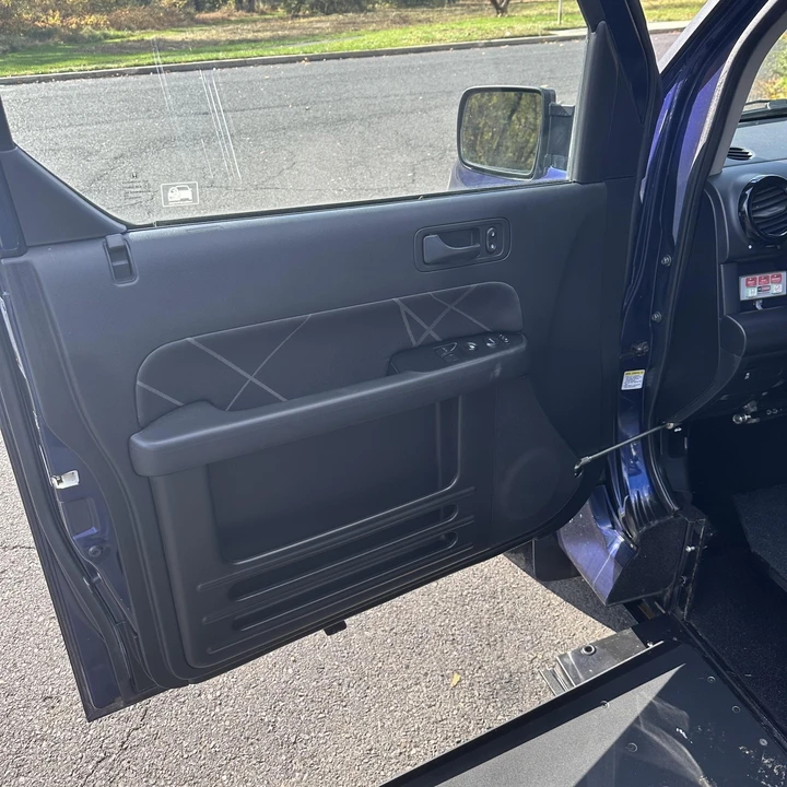 2010 Honda Element - Image 16 of 31