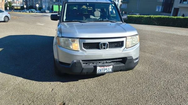 2010 Honda Element - Image 2 of 11
