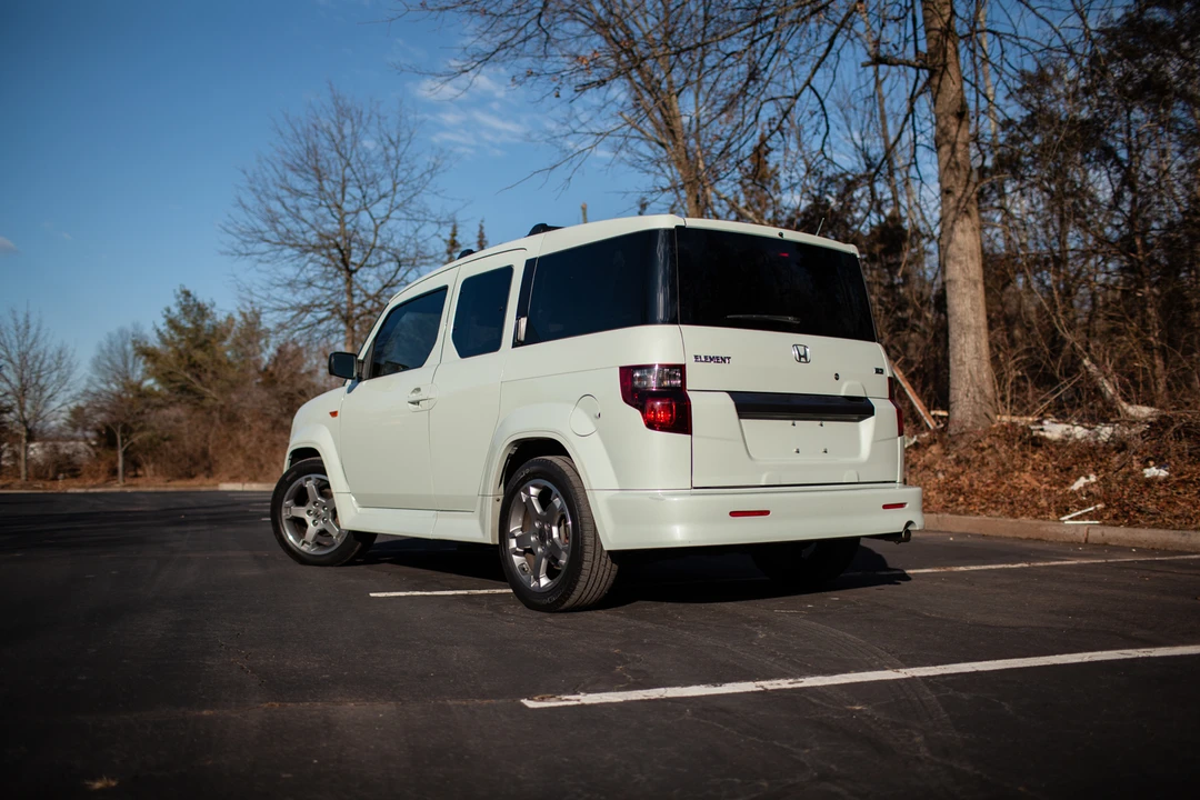 2010 Honda Element - Image 11 of 31