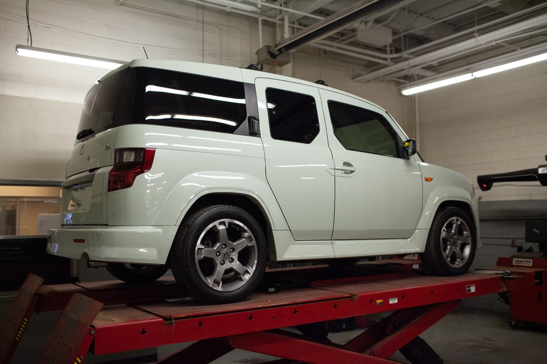 2010 Honda Element - Image 16 of 31