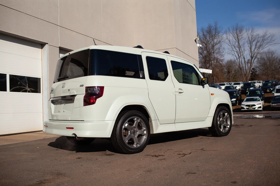 2010 Honda Element - Image 15 of 31