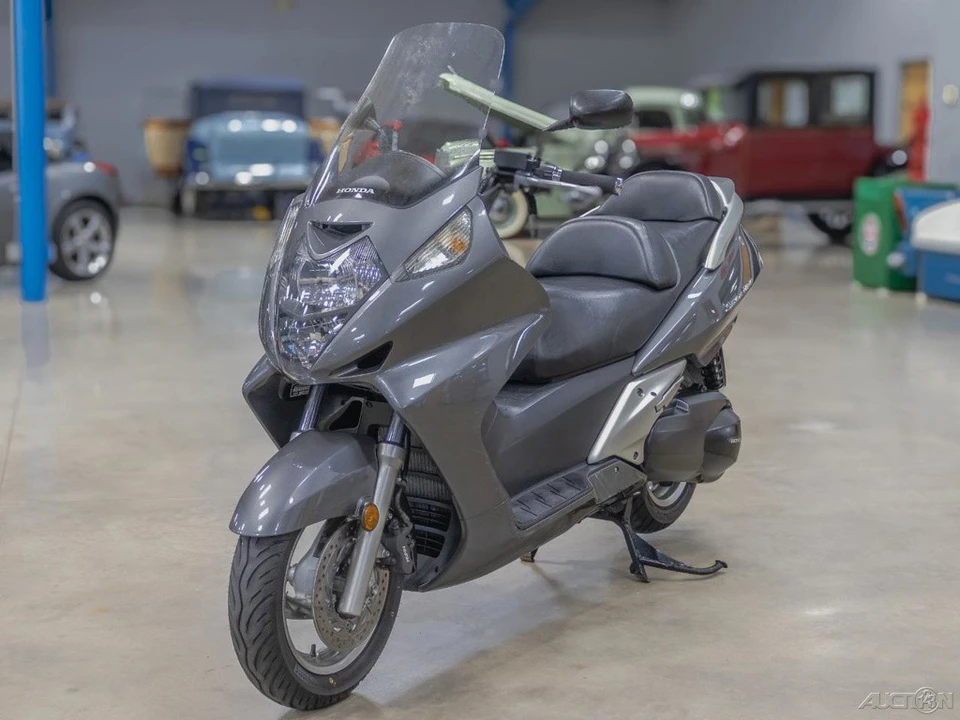 2010 Honda Mopeds - Image 3 of 24