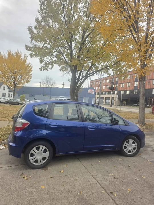 2010 Honda Fit - Image 4 of 6