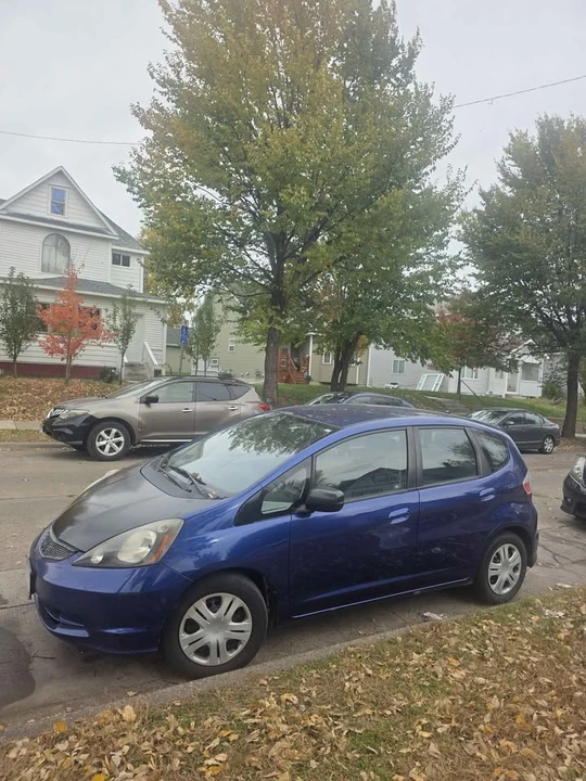 2010 Honda Fit - Image 2 of 6