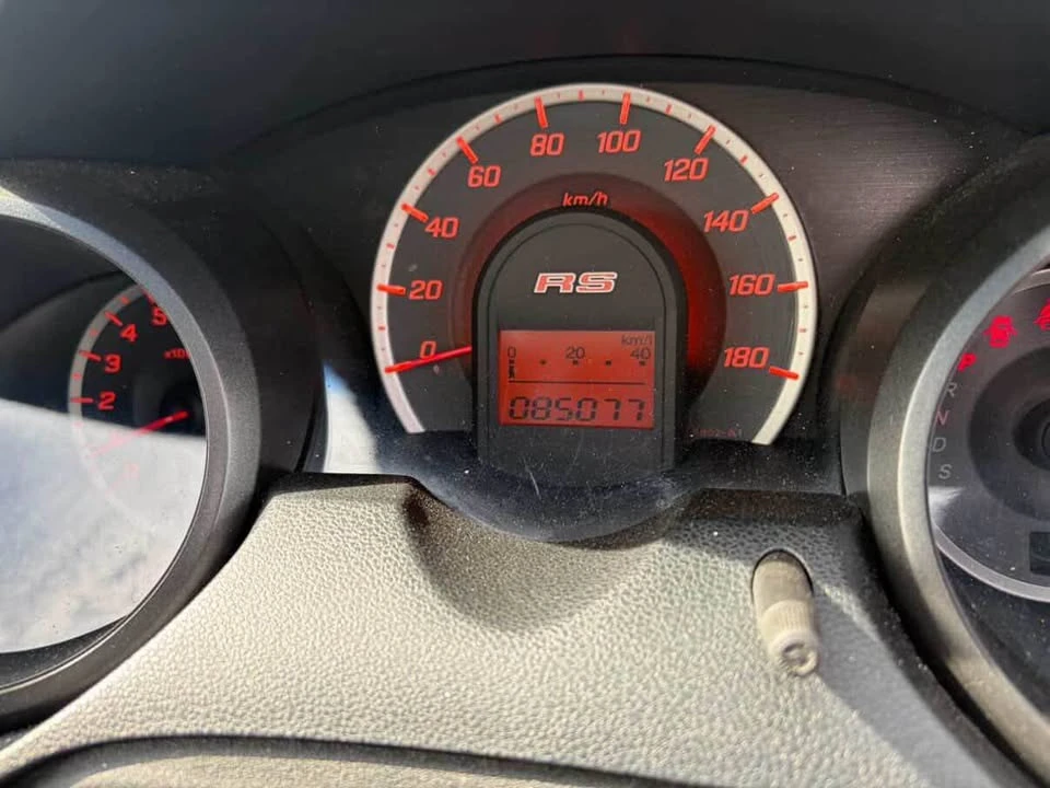 2010 Honda Fit - Image 13 of 17