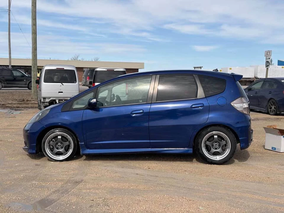 2010 Honda Fit - Image 17 of 17
