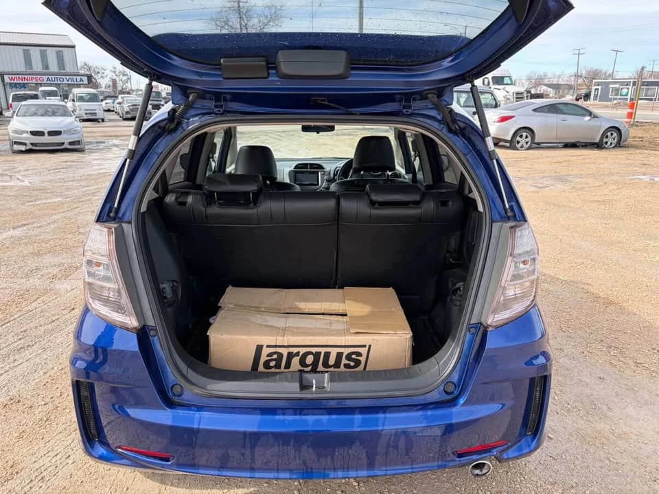 2010 Honda Fit - Image 11 of 17