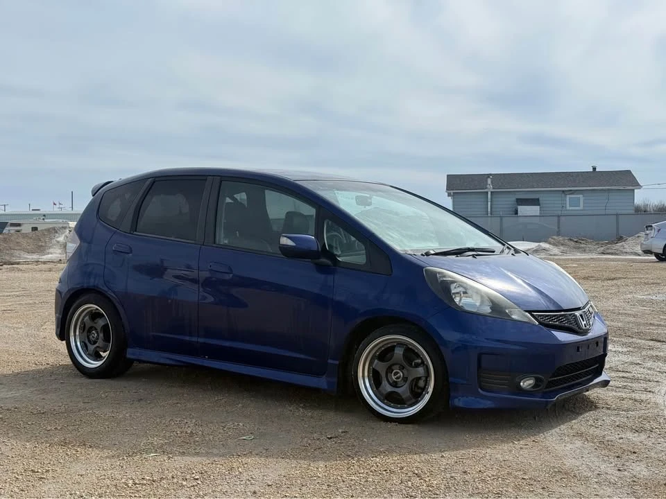2010 Honda Fit - Image 4 of 17