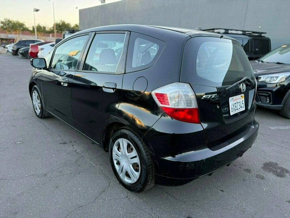 2010 Honda Fit - Image 5 of 18
