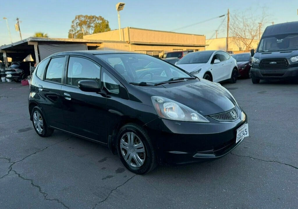 2010 Honda Fit - Image 2 of 18