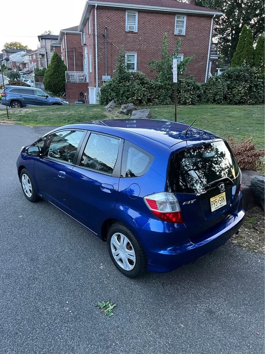 2010 Honda Fit - Image 4 of 15