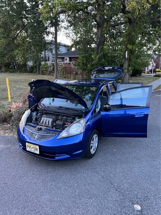 2010 Honda Fit - Image 7 of 15