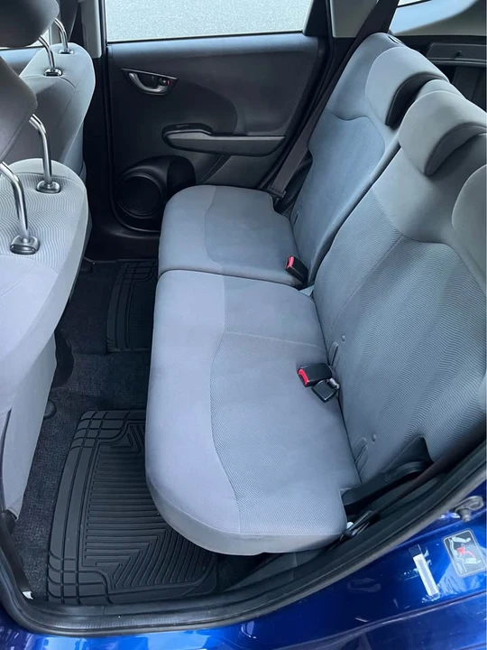 2010 Honda Fit - Image 15 of 15