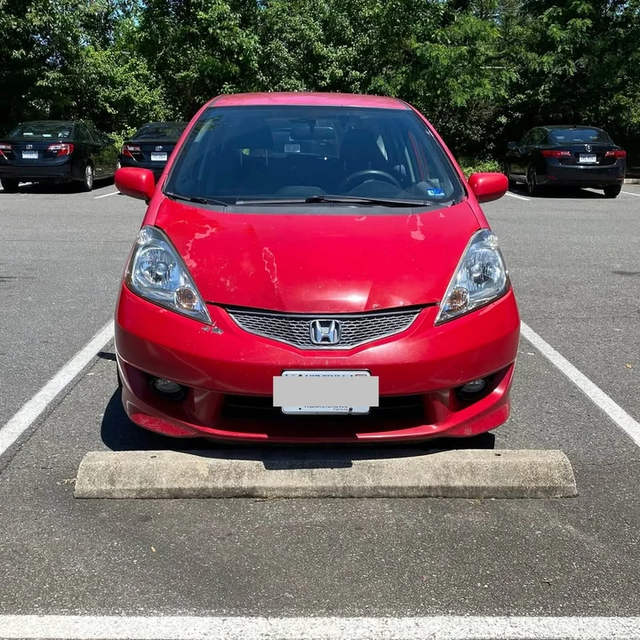 2010 Honda Fit - Image 2 of 14
