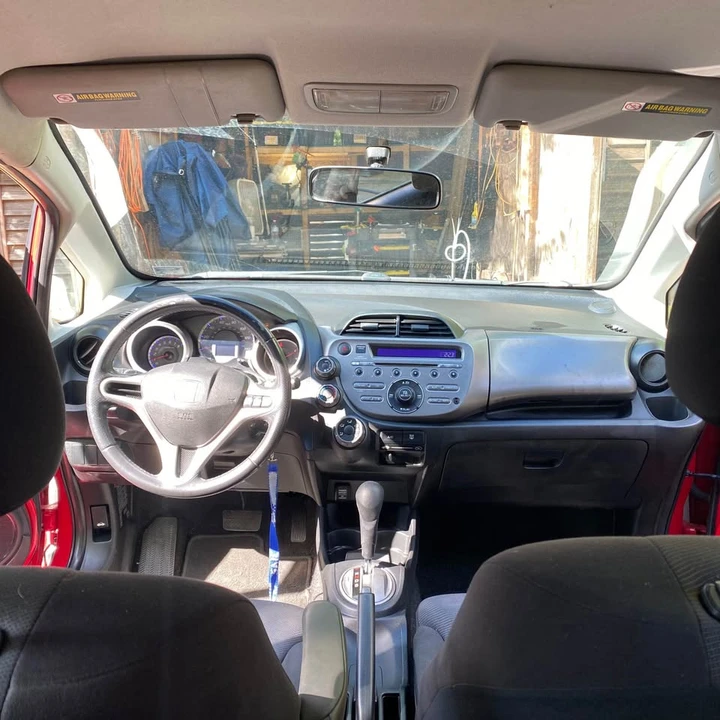 2010 Honda Fit - Image 12 of 14