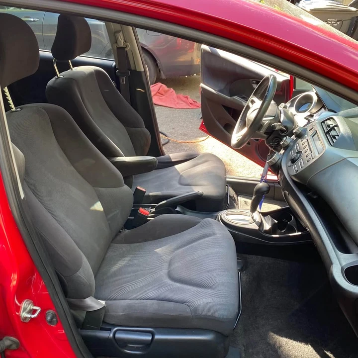 2010 Honda Fit - Image 8 of 14