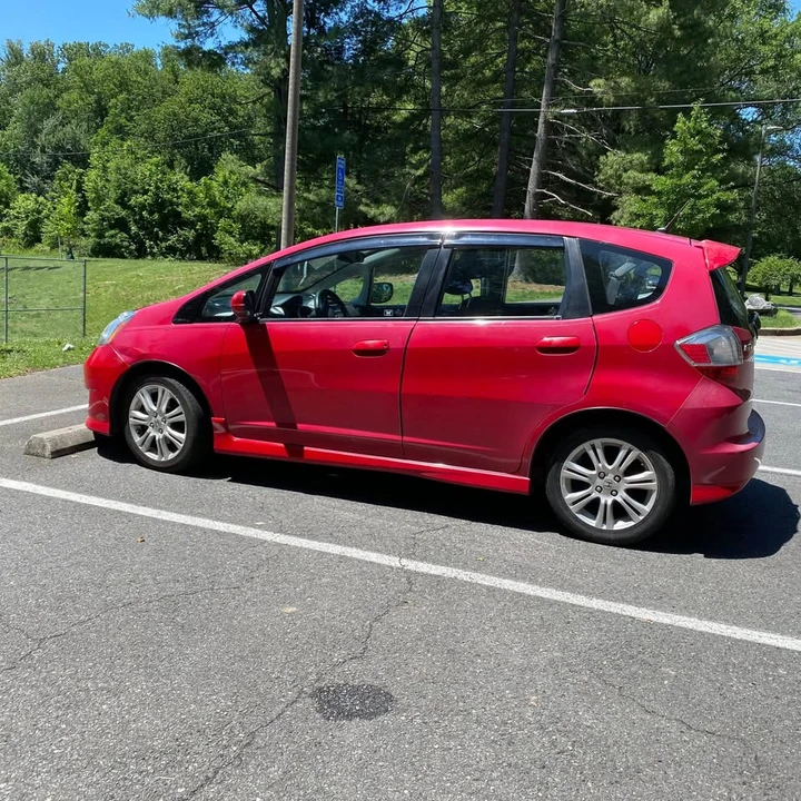 2010 Honda Fit - Image 3 of 14