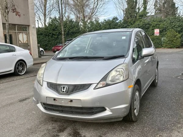 2010 Honda Fit - Image 3 of 17