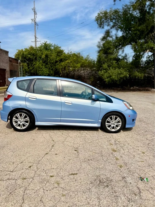 2010 Honda Fit - Image 4 of 12