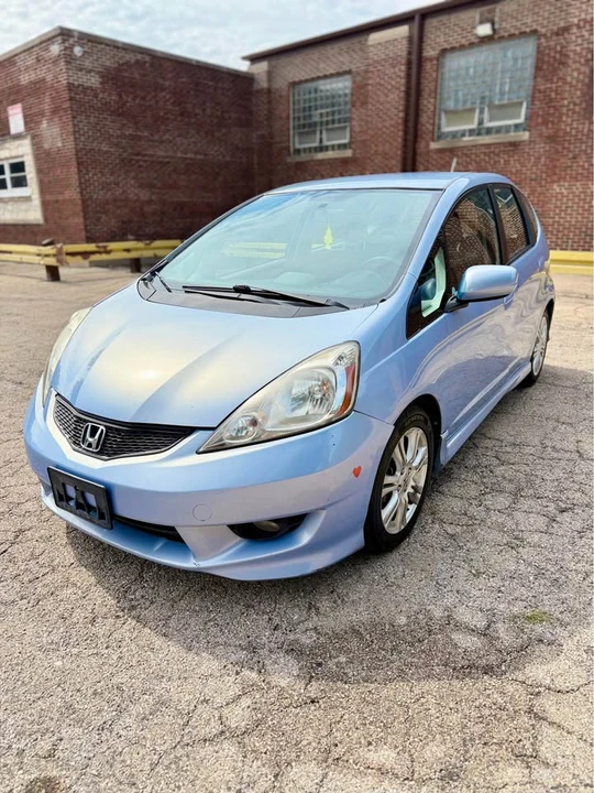 2010 Honda Fit - Image 2 of 12