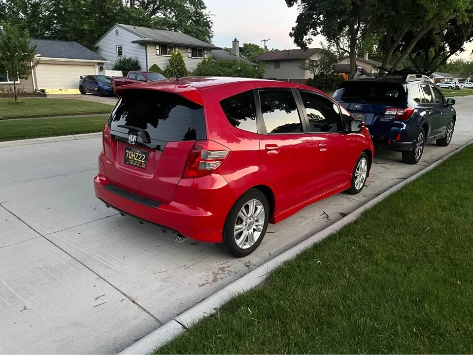 2010 Honda Fit - Image 2 of 6