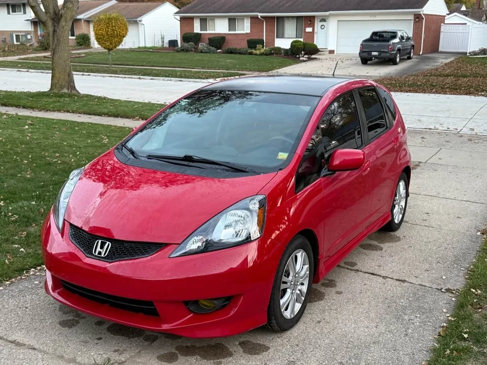 2010 Honda Fit - Image 3 of 6