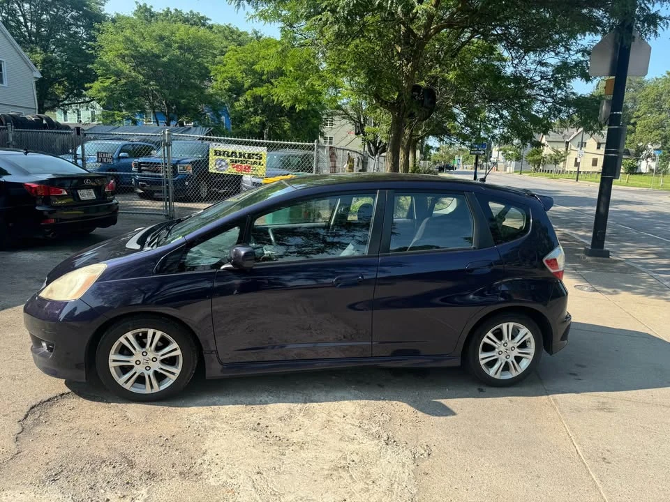 2010 Honda Fit - Image 3 of 13