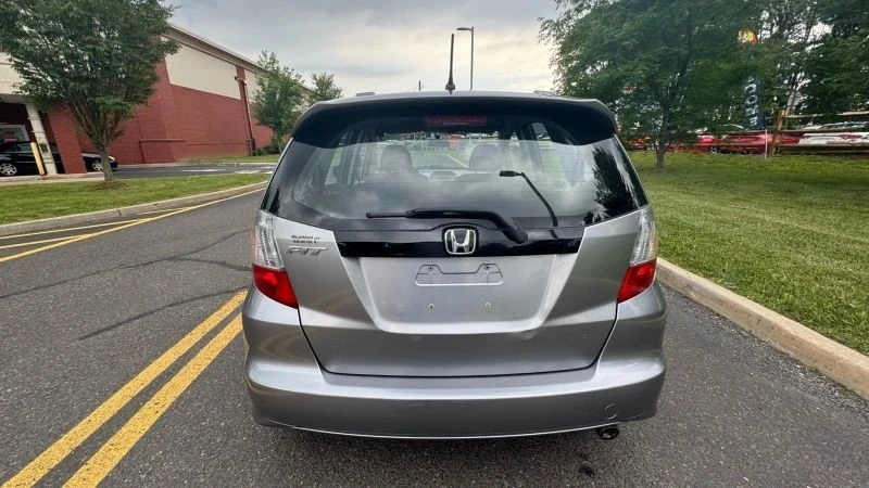 2010 Honda Fit - Image 5 of 12