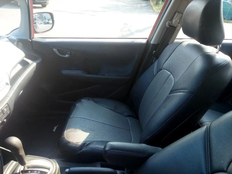 2010 Honda Fit - Image 11 of 12
