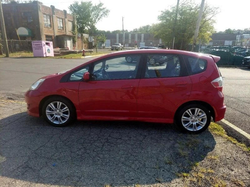2010 Honda Fit - Image 6 of 12