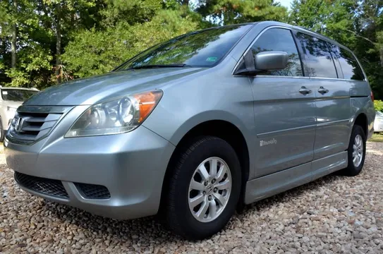 2010 Honda Odyssey EX-L Wheelchair Van