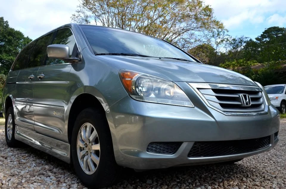 2010 Honda Odyssey - Image 3 of 20