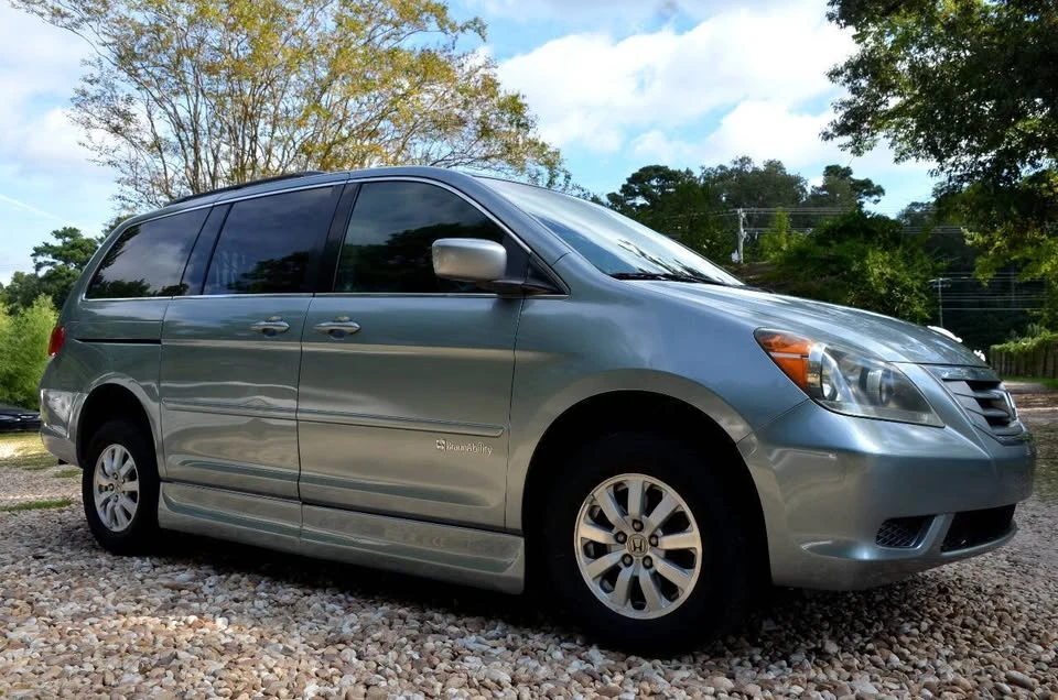2010 Honda Odyssey - Image 4 of 20