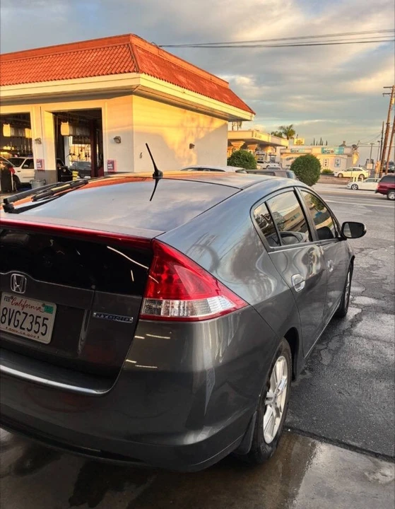 2010 Honda Insight 2nd Gen - Image 6 of 13