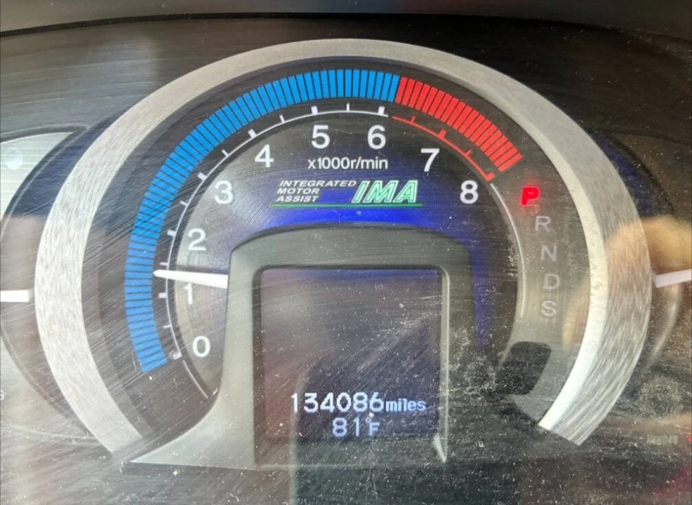 2010 Honda Insight 2nd Gen - Image 12 of 13