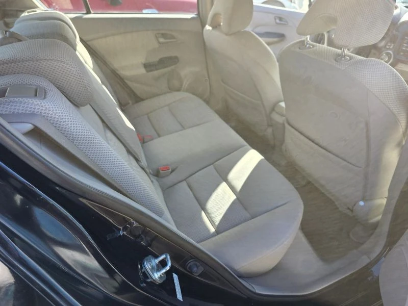 2010 Honda Insight 2nd Gen - Image 12 of 12
