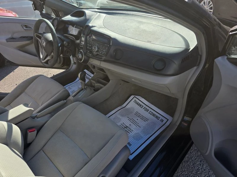 2010 Honda Insight 2nd Gen - Image 9 of 12