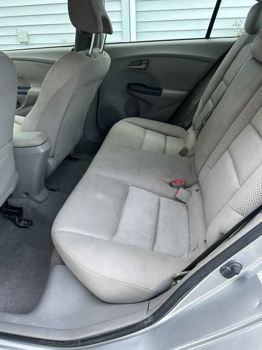 2010 Honda Insight 2nd Gen - Image 6 of 10