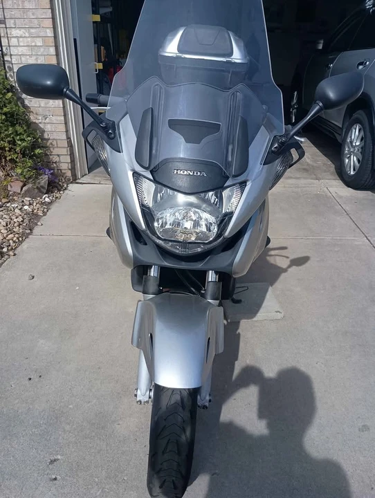 2010 Honda Motorcycles - Image 3 of 11