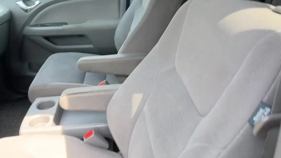 2010 Honda Odyssey - Image 18 of 18