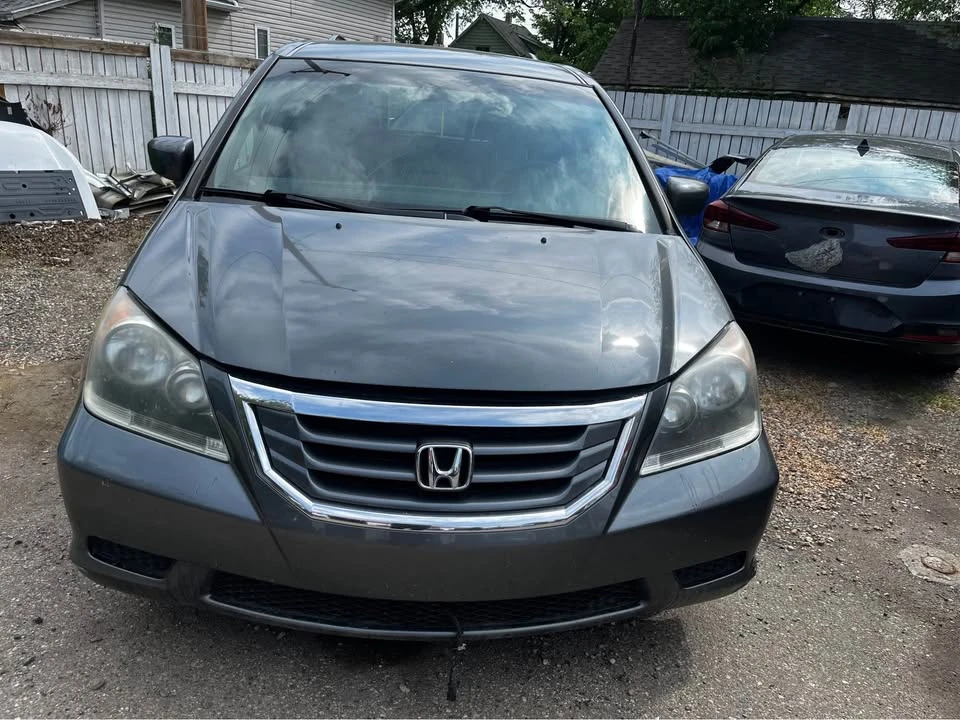 2010 Honda Odyssey - Image 17 of 18